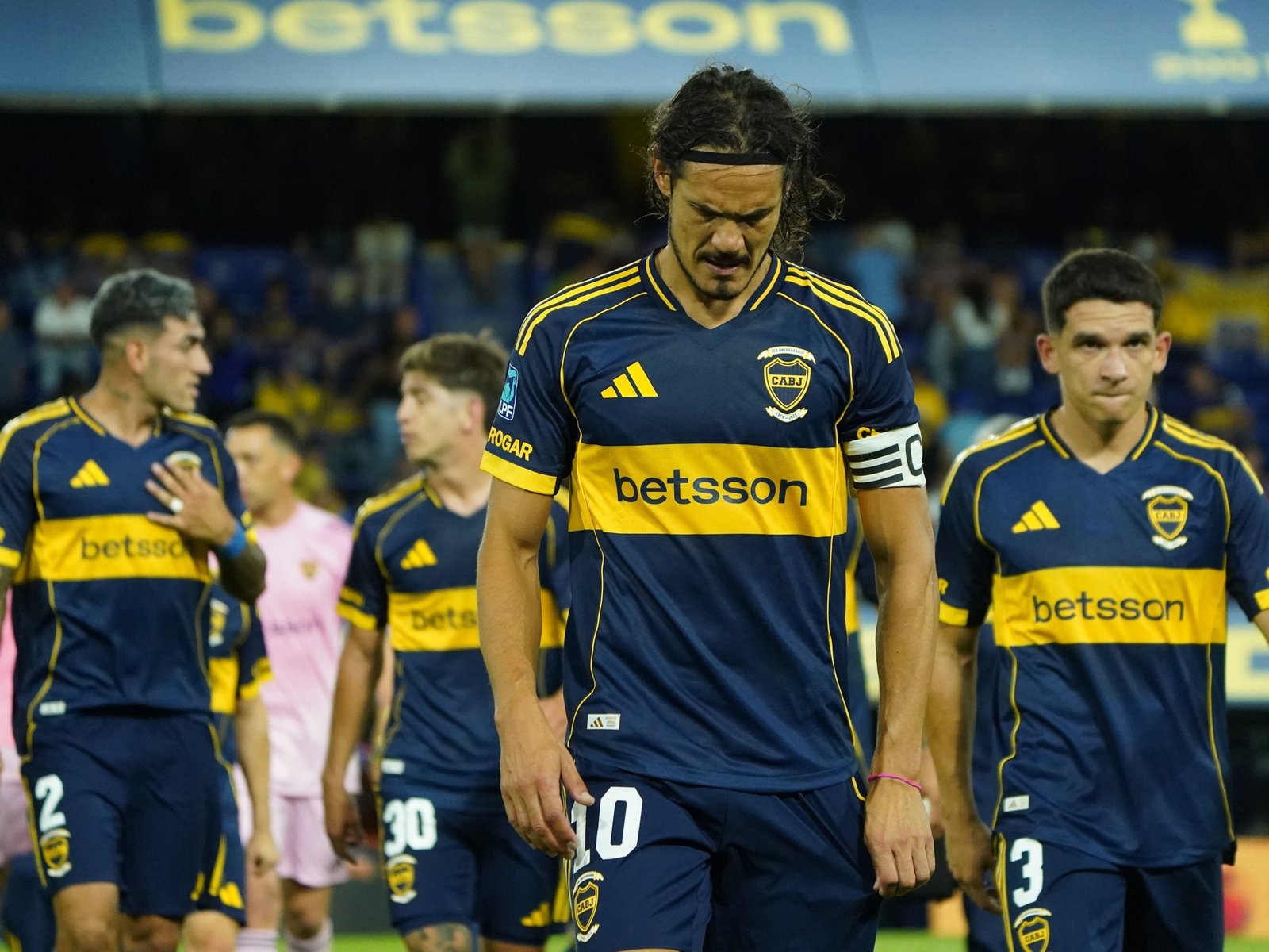 Qué dijo Cavani sobre su futuro en Boca mientras avanza en su recuperación