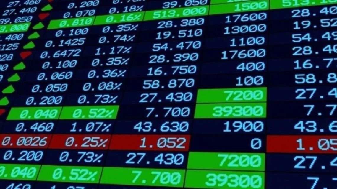 Qué inversiones recomiendan los especialistas mientras el dólar se mantiene estable
