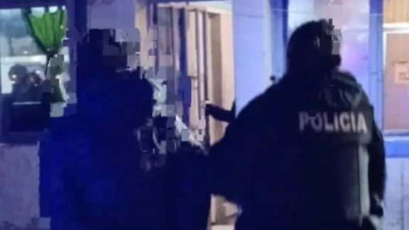 Una mujer fue detenida por provocar daños en una vivienda del barrio La Floresta
