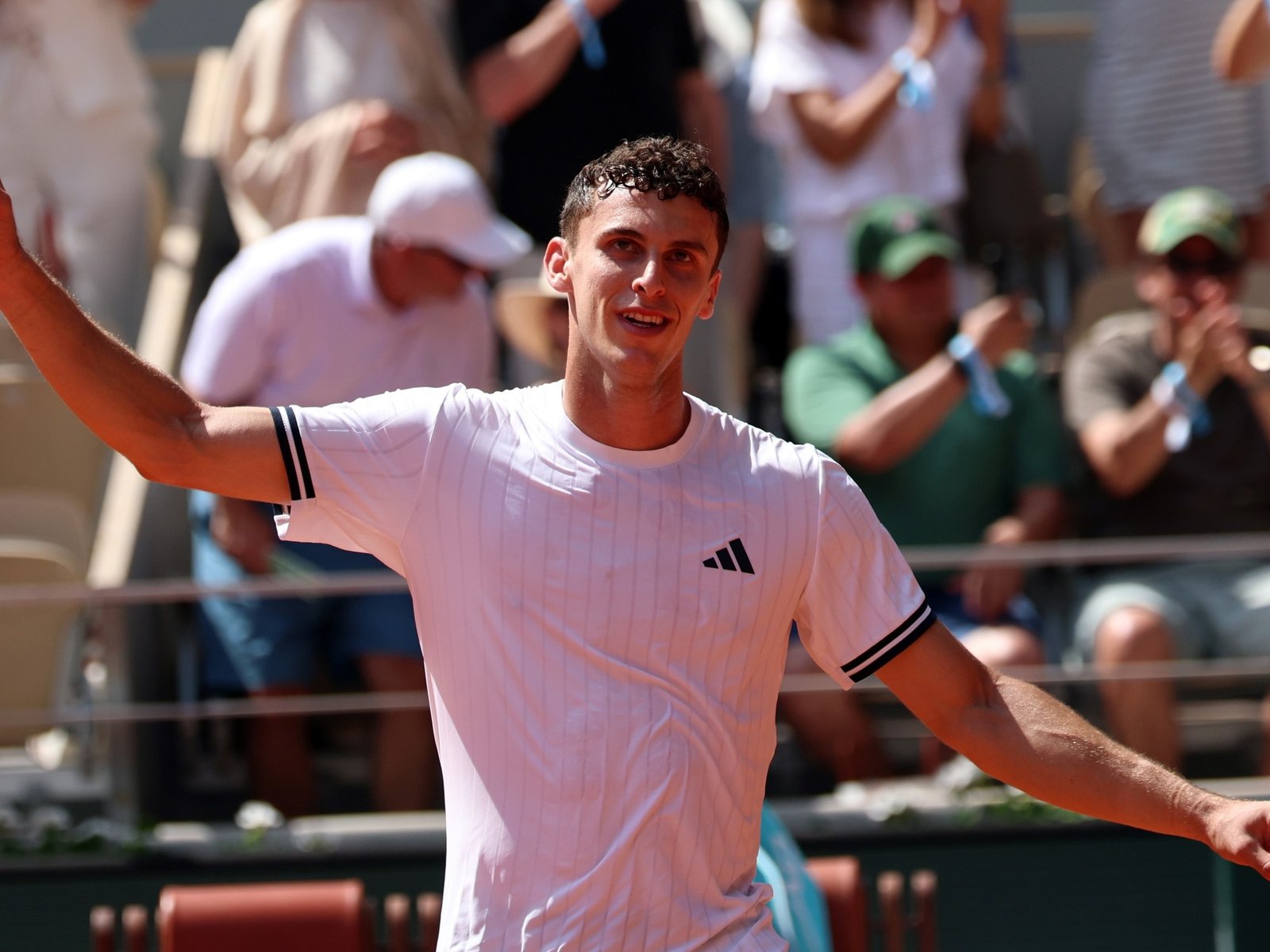 cómo Juanma Cerúndolo derrumbó al invencible Sinner en Roland Garros