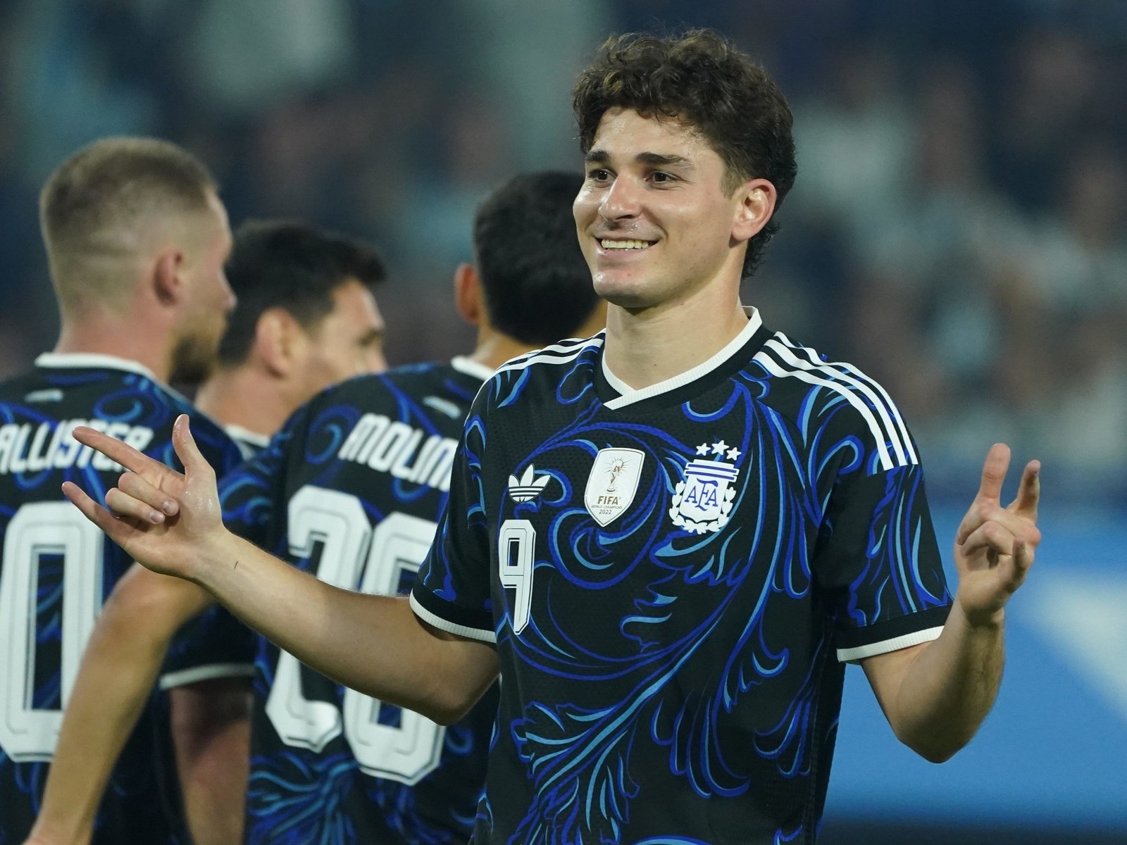 en qué ciudades juega Argentina y cómo es cada sede