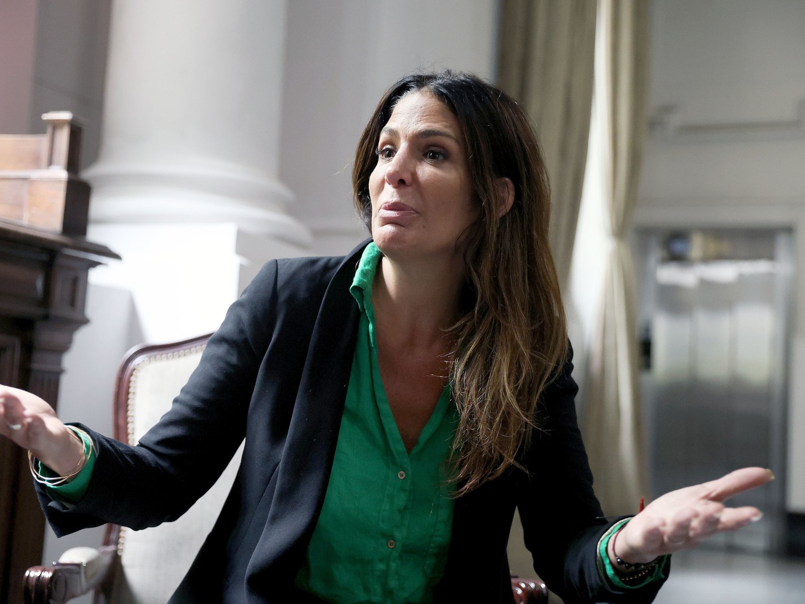 entre la tristeza y el recuerdo de su "vida anterior" como jueza