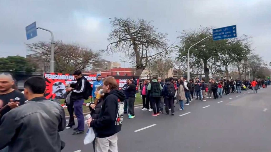 Adiós al Indio Solari: los videos de sus fans, recordándolo con alegría en Domínico