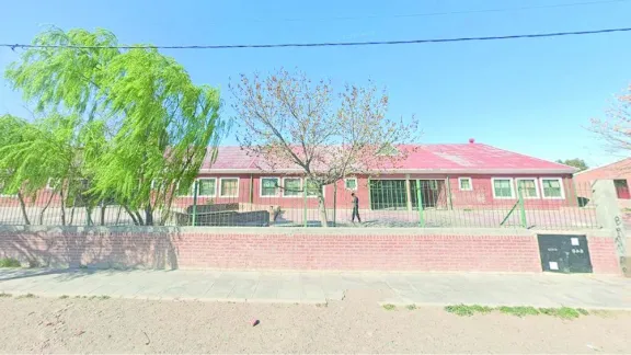 Apuñalaron a un joven en inmediaciones de una escuela de Trelew