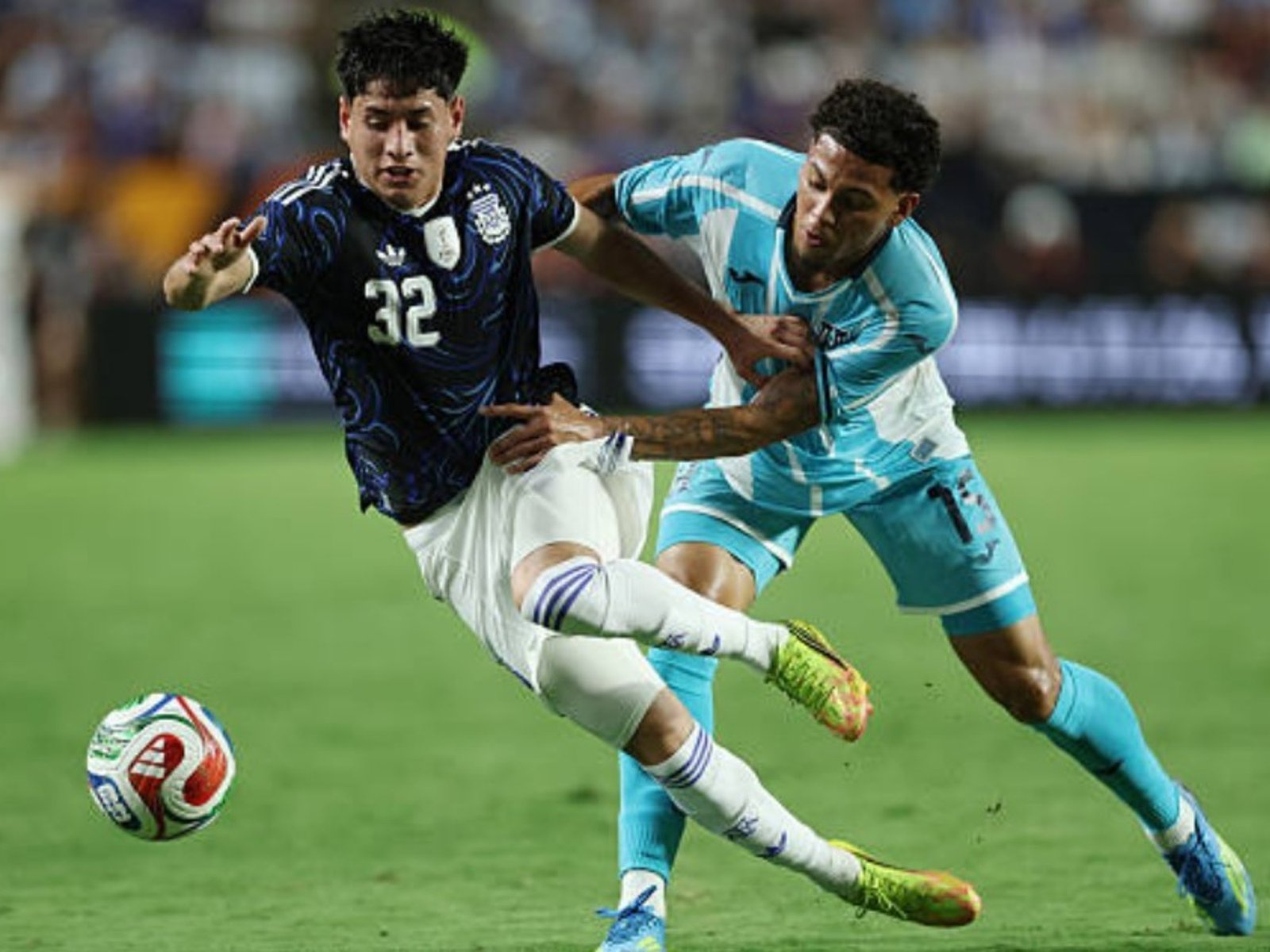 Beltrán, Aranda y Freitas, los tres debutantes inesperados en la Selección Argentina y un "casi gol" a 10 días del debut en el Mundial 2026