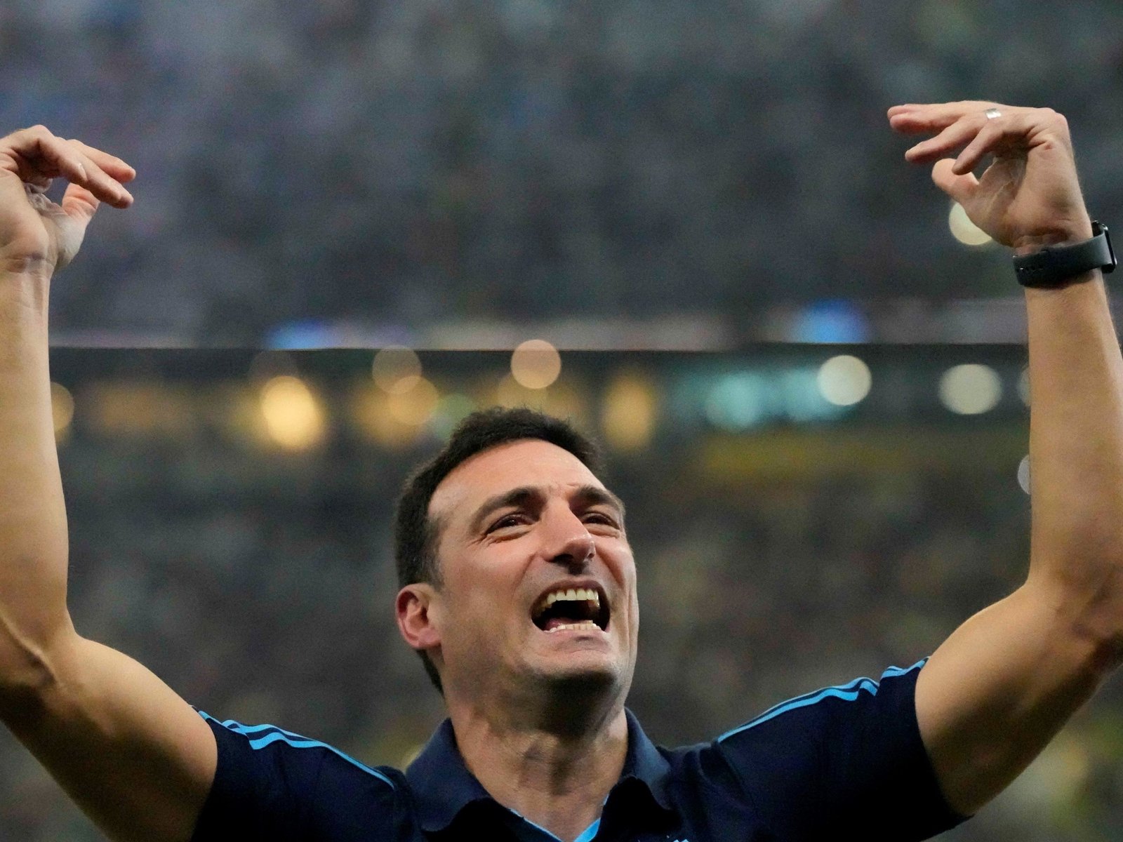 Desdramatizar, ser humildes y barrer egos, la receta de Scaloni para buscar una nueva Copa