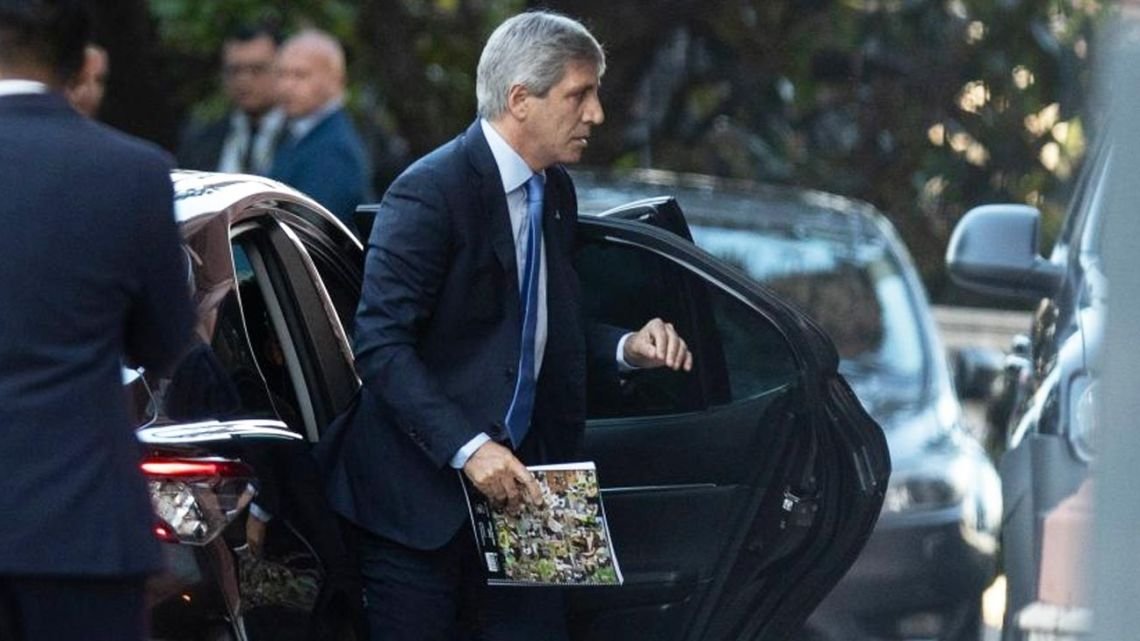 Dolarización de carteras y pago de deuda exigirán US$ 50 mil millones