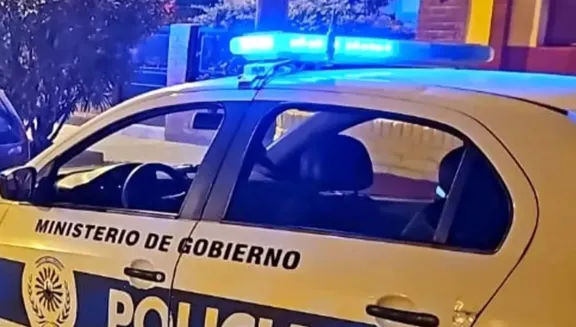 Dormía la siesta mientras se incendiaba su casa y se salvó de milagro