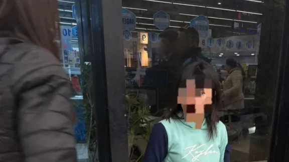 Dos adolescentes intentaron robar en un supermercado y fueron demoradas