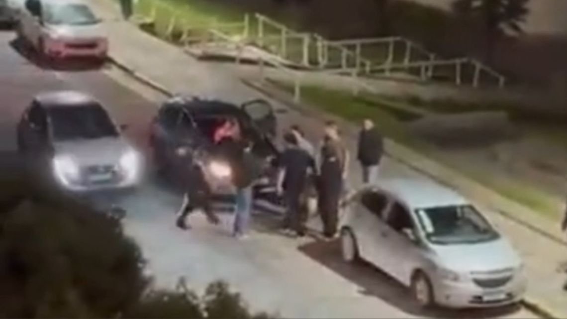 El joven atropellado tras ser empujado en Mar del Plata rompió el silencio y pidió la detención de su agresor