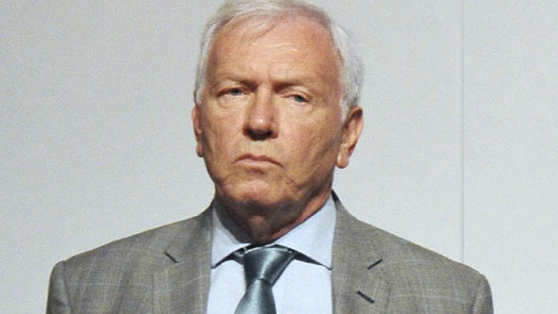 El juez Carlos Mahiques propuso sancionar como "falta grave" el diálogo entre jueces y periodistas