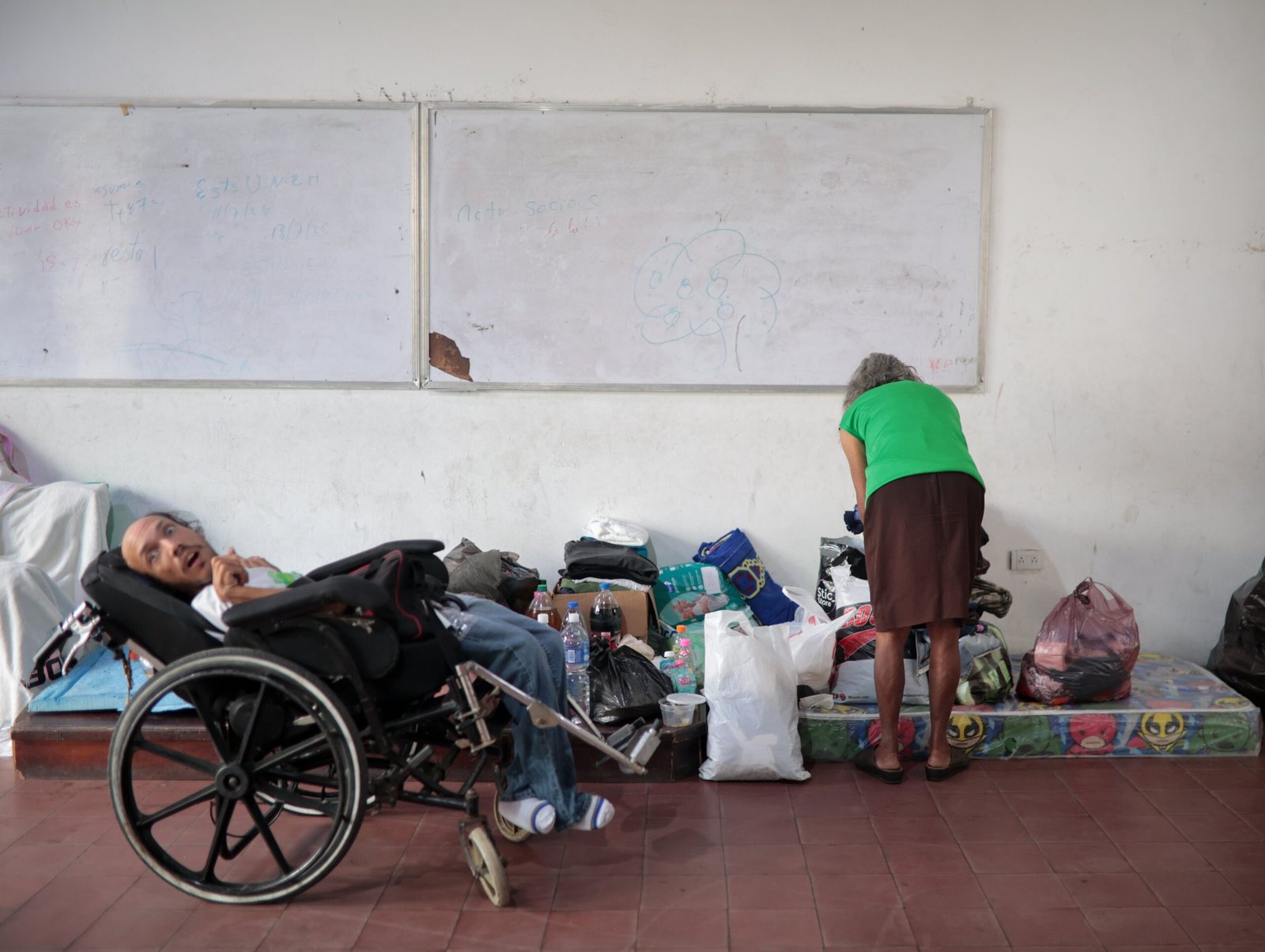 Damnificados en un albergue de refugiados en Caracas, el 28 de junio.