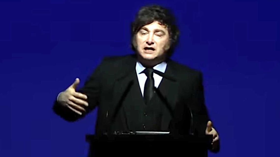 Javier Milei presentó a su nuevo vocero, atacó al periodismo, destrozó a la izquierda, se burló de Macri y habló de su reelección