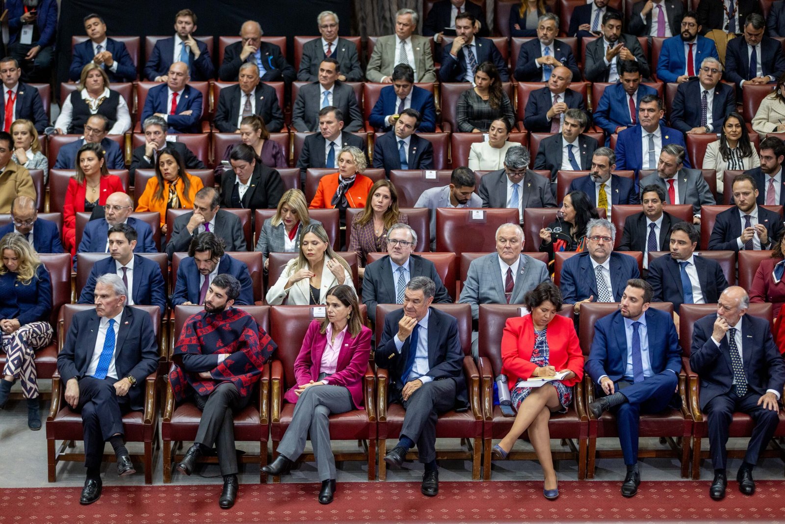 Asistentes a la primera Cuenta Pública de José Antonio Kast.