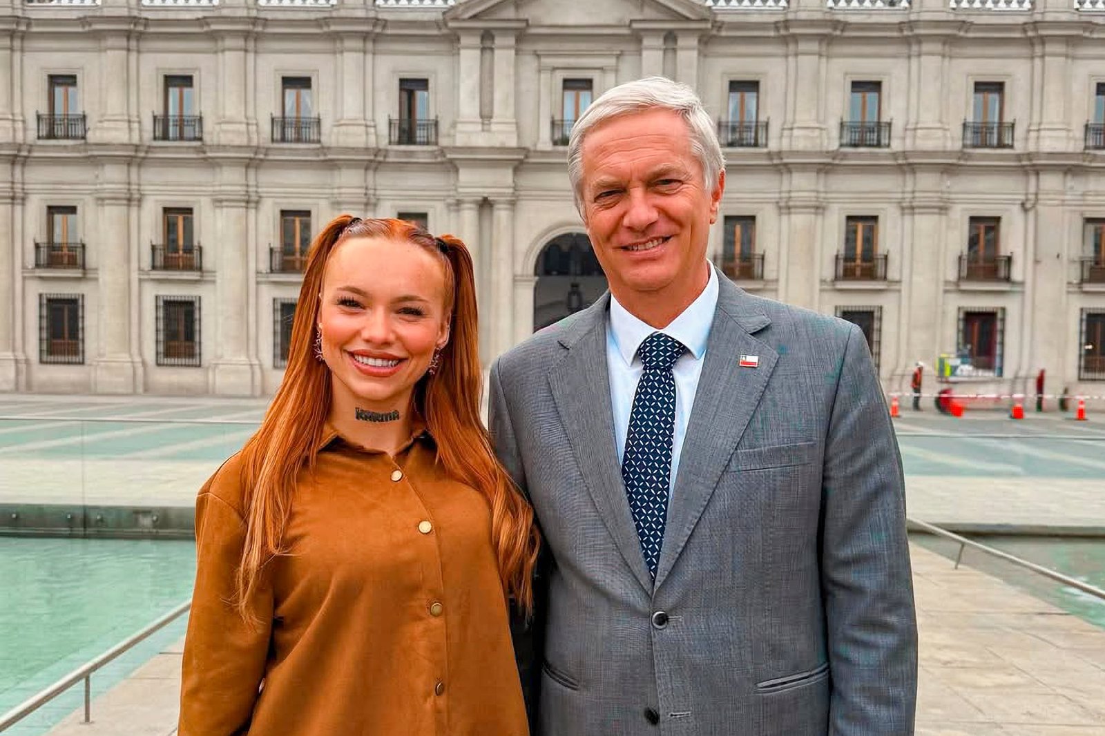 Kast recibe en La Moneda a la rapera ultra Angie Cornie: “Chile despertó y, si Dios quiere, España seguirá vuestros pasos”
