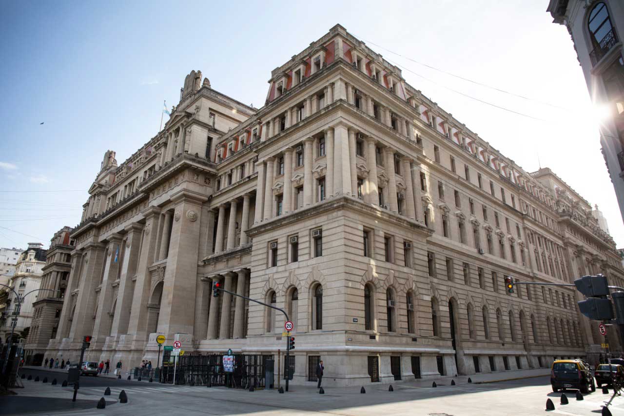 La Corte Suprema rechaza el planteo de Milei y el Gobierno ultra deberá aumentar los sueldos universitarios