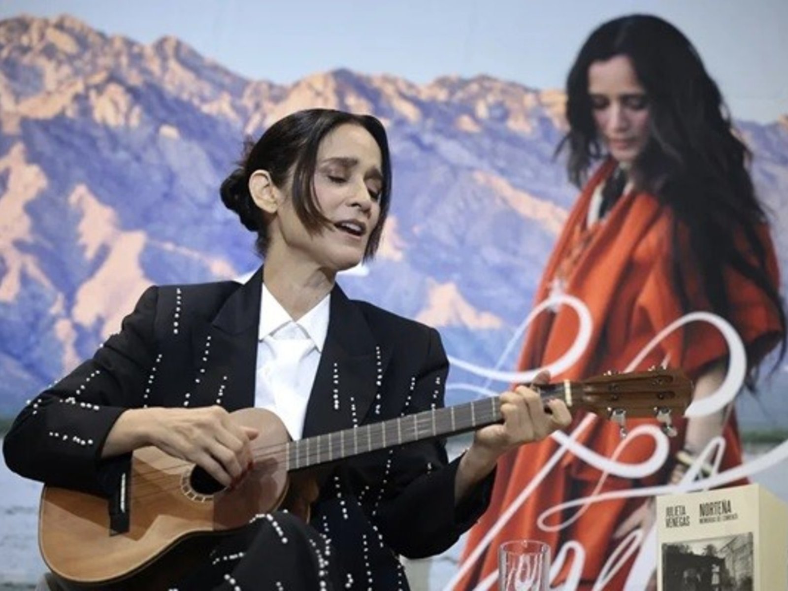 “La literatura exige más tiempo que la música”