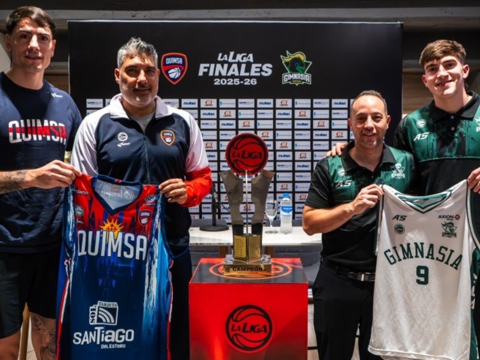 Las Finales de La Liga Nacional tuvieron su presentación oficial en Santiago del Estero :: Olé