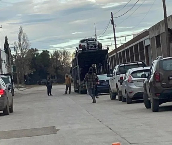 Menor de edad escapó de un control policial y terminó con el auto secuestrado