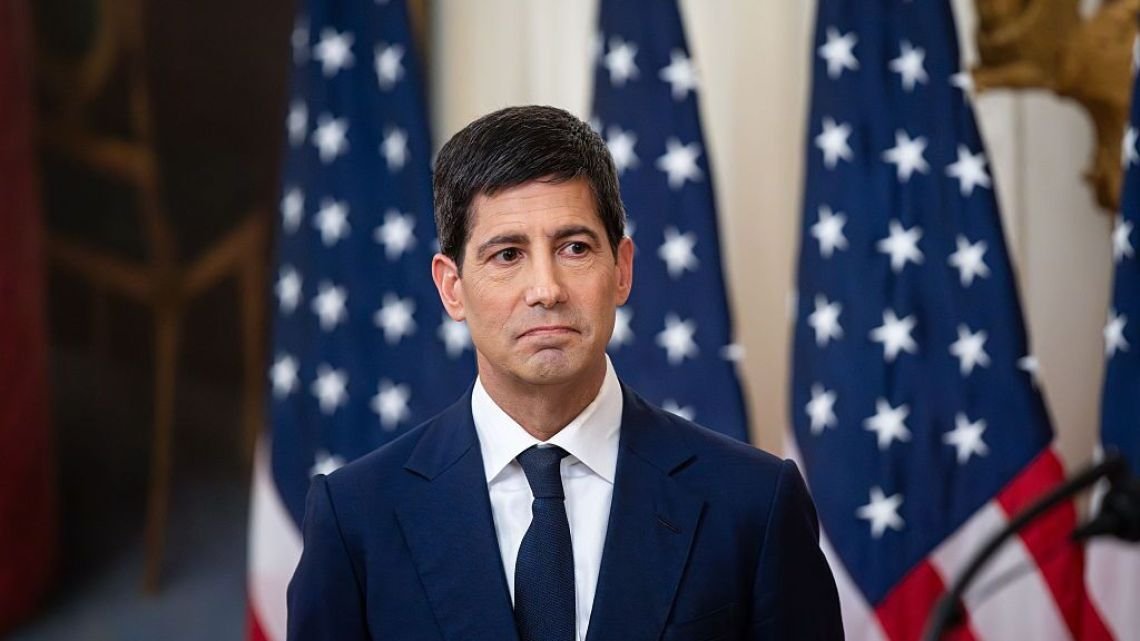 Mercados atentos a la Fed: Wall Street mira el debut de Warsh, las tasas y la presión de Trump