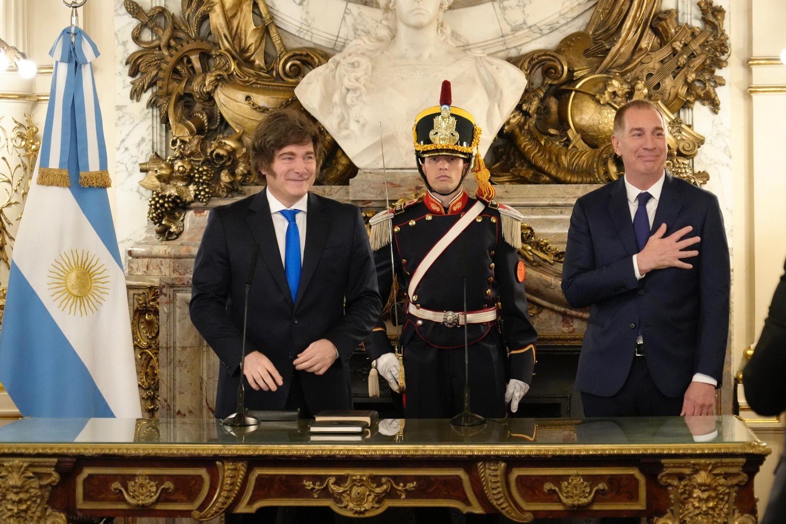 Milei anuncia a Diego Santilli como nuevo jefe de Gabinete tras la renuncia de Adorni