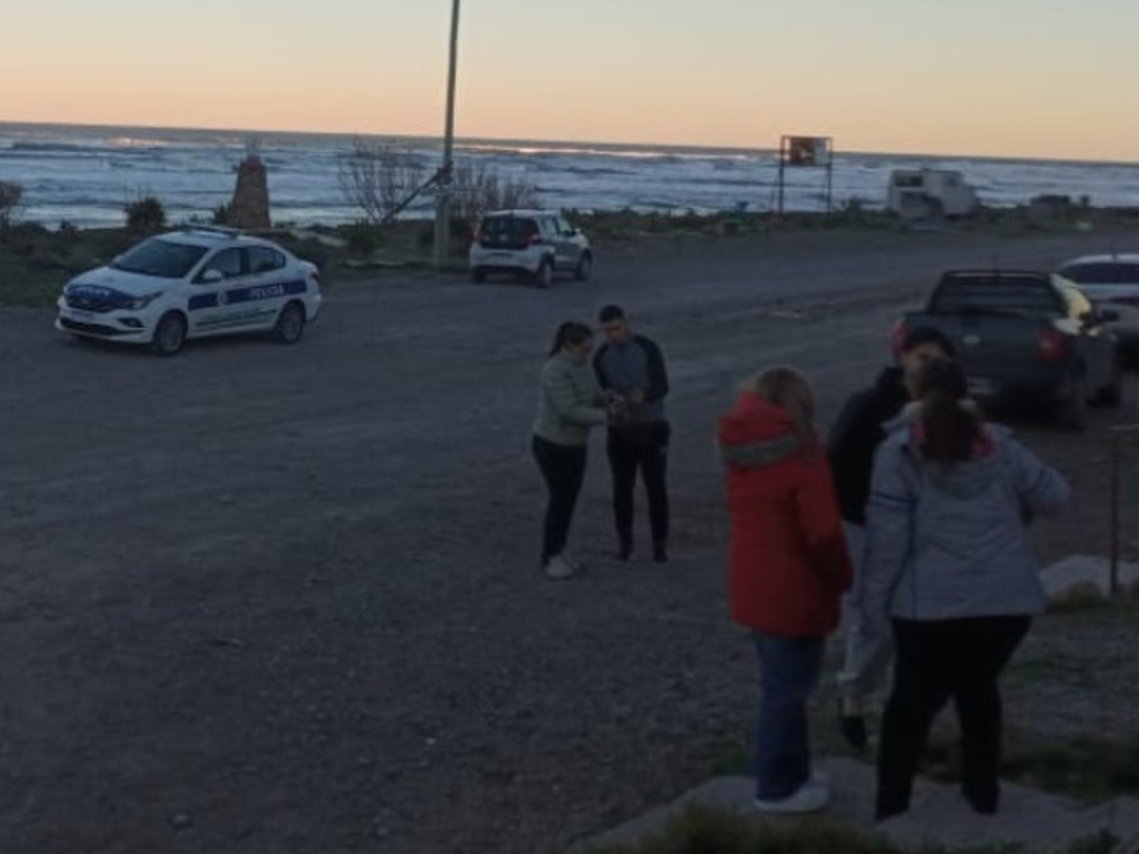 Murió una nena de 5 años tras el ataque de un perro en una playa de Chubut