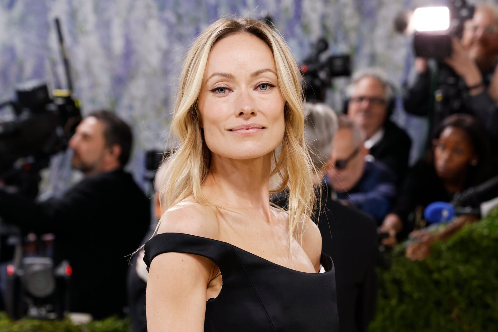 Olivia Wilde repasa su vida sentimental: su matrimonio a los 19 años, la ruptura con Jason Sudeikis y su noviazgo con Harry Styles
