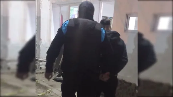 Saltó el paredón de una empresa para robar en barrio industrial y fue atrapado in fraganti por la Policía