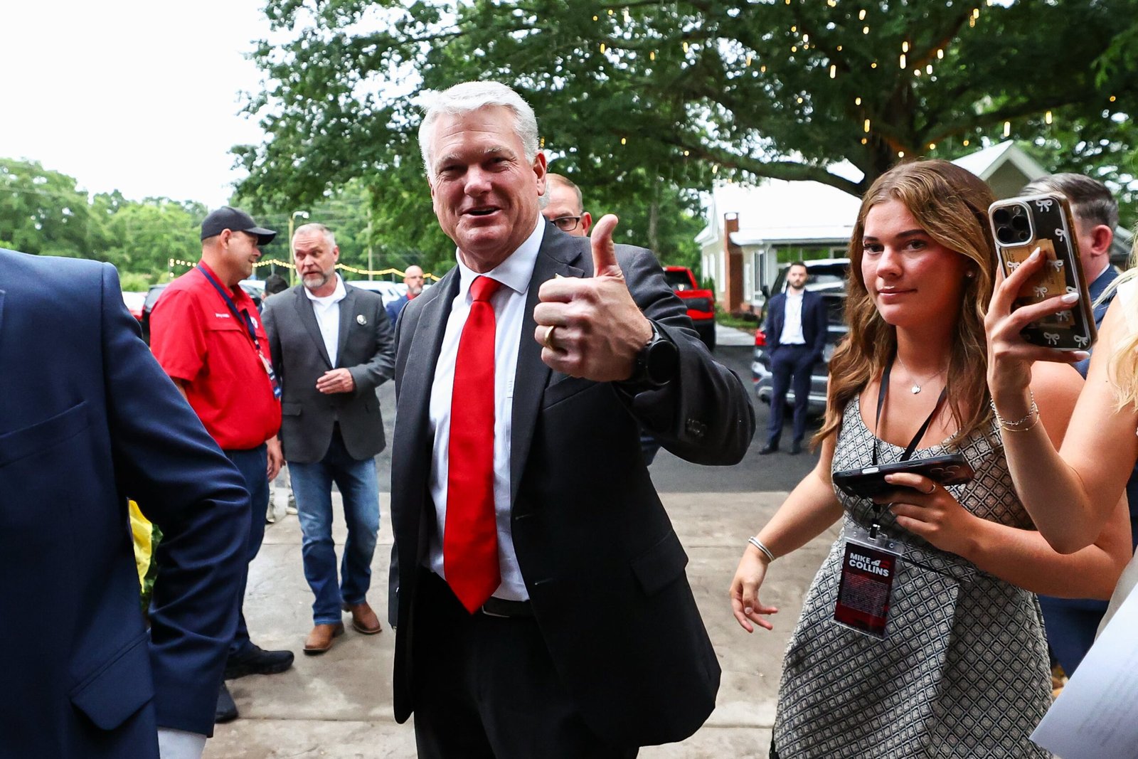 Trump marca territorio en las primarias de Georgia y Oklahoma para moldear el Partido Republicano de cara a las elecciones de mitad de mandato