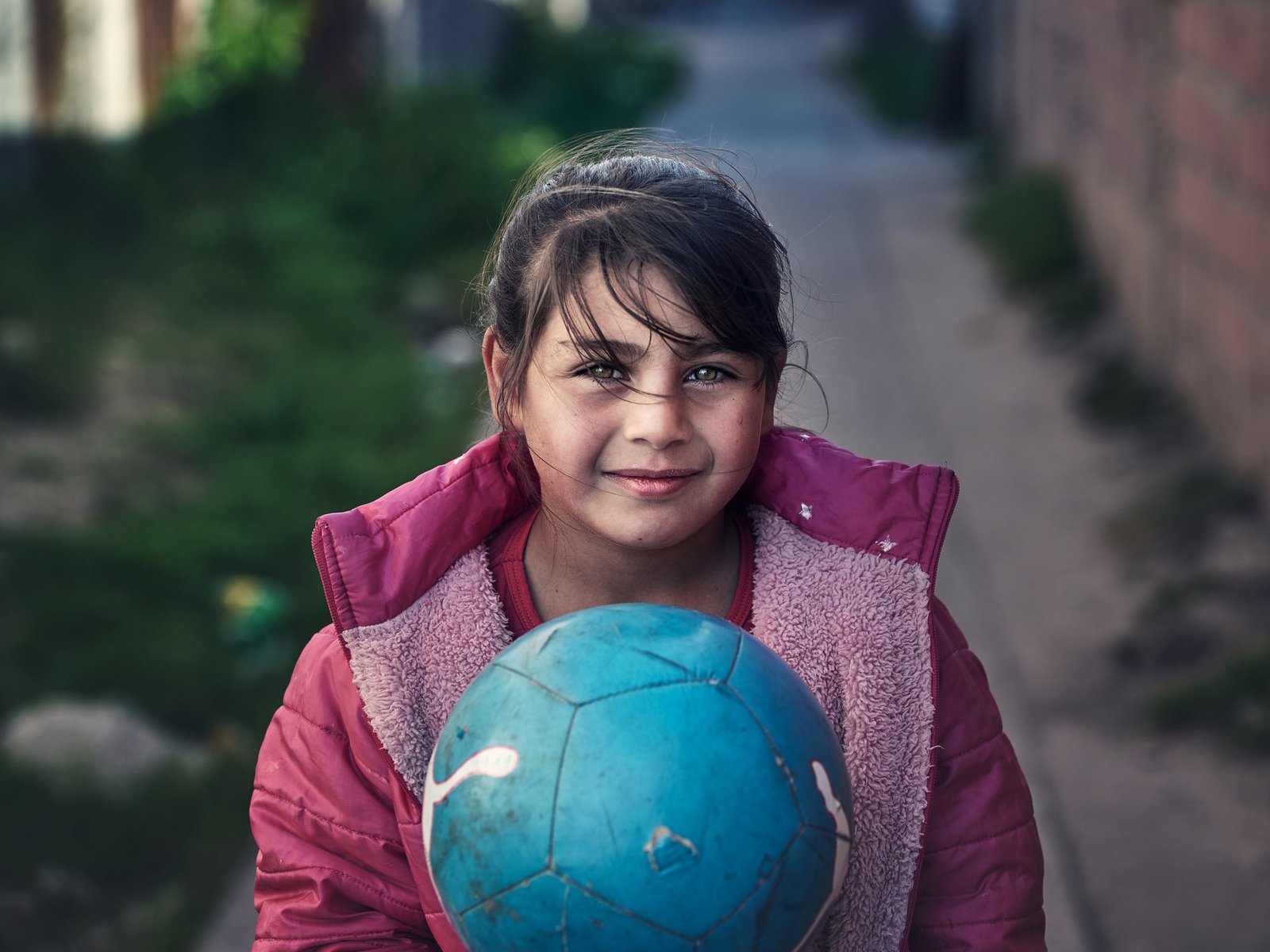 UNICEF señaló que la pobreza infantil cayó en 2025 al nivel más bajo desde 2018, pero prevé un rebote para este año