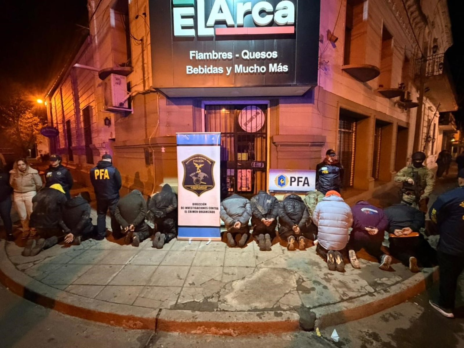 Un ex policía "pesado", un uruguayo y un hacker, detrás de la banda que planeaba dar un doble golpe boquetero a los bancos Nación y Provincia