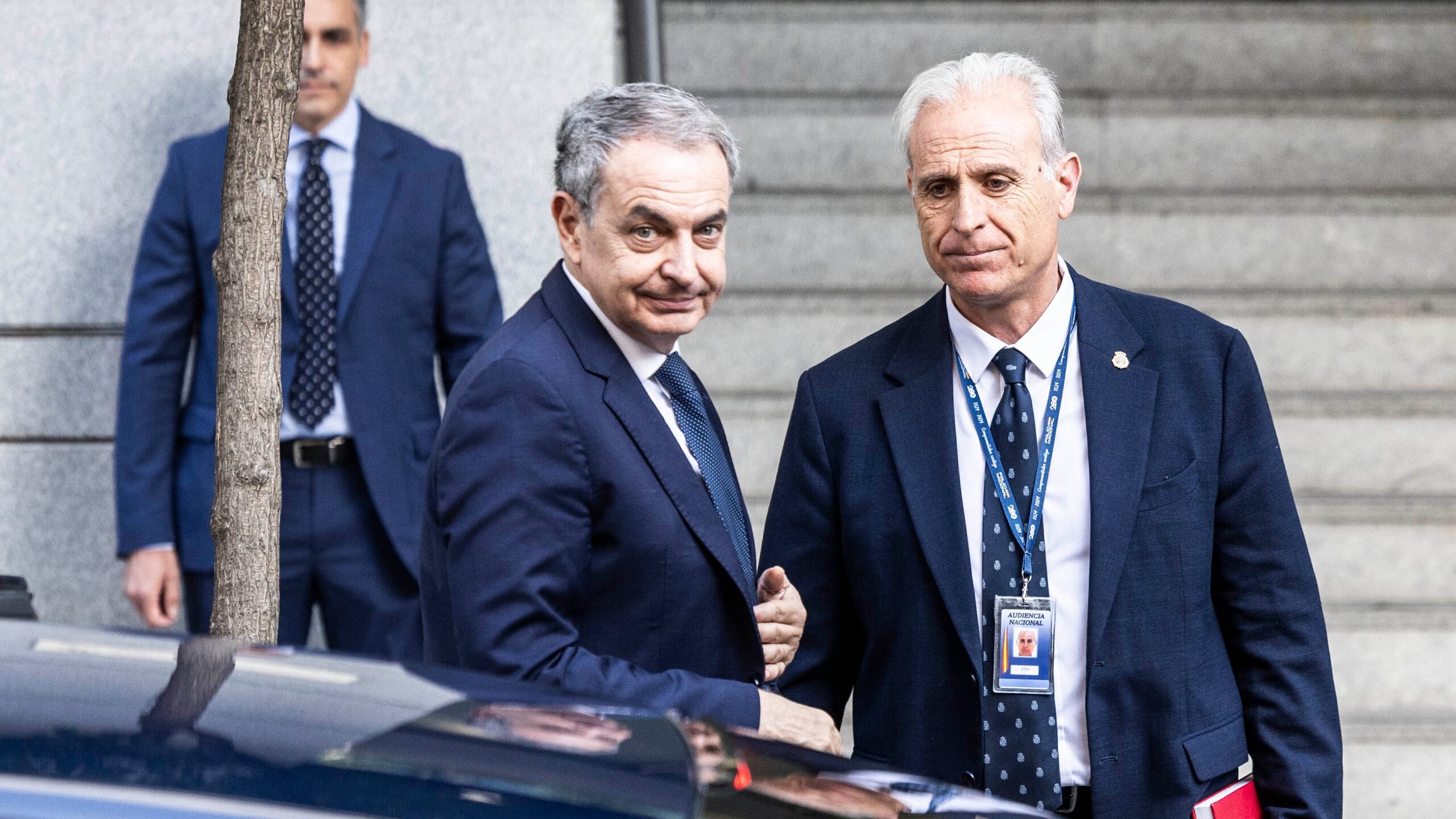 Zapatero pide al juez que declare la “nulidad general” del ‘caso Plus Ultra’ por vulnerar sus derechos fundamentales