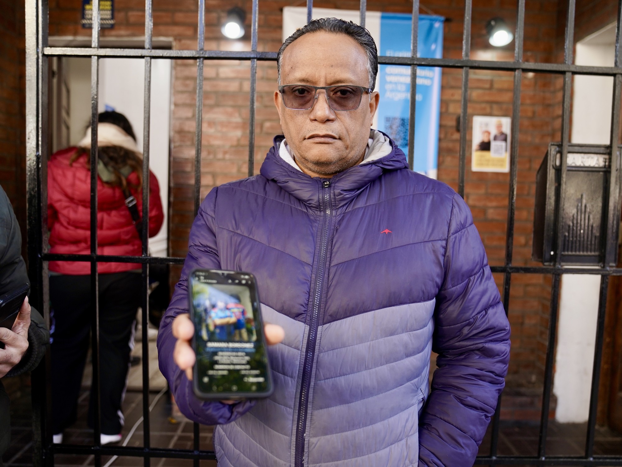 el drama de los venezolanos en Buenos Aires que no saben nada de sus familiares tras el terremoto