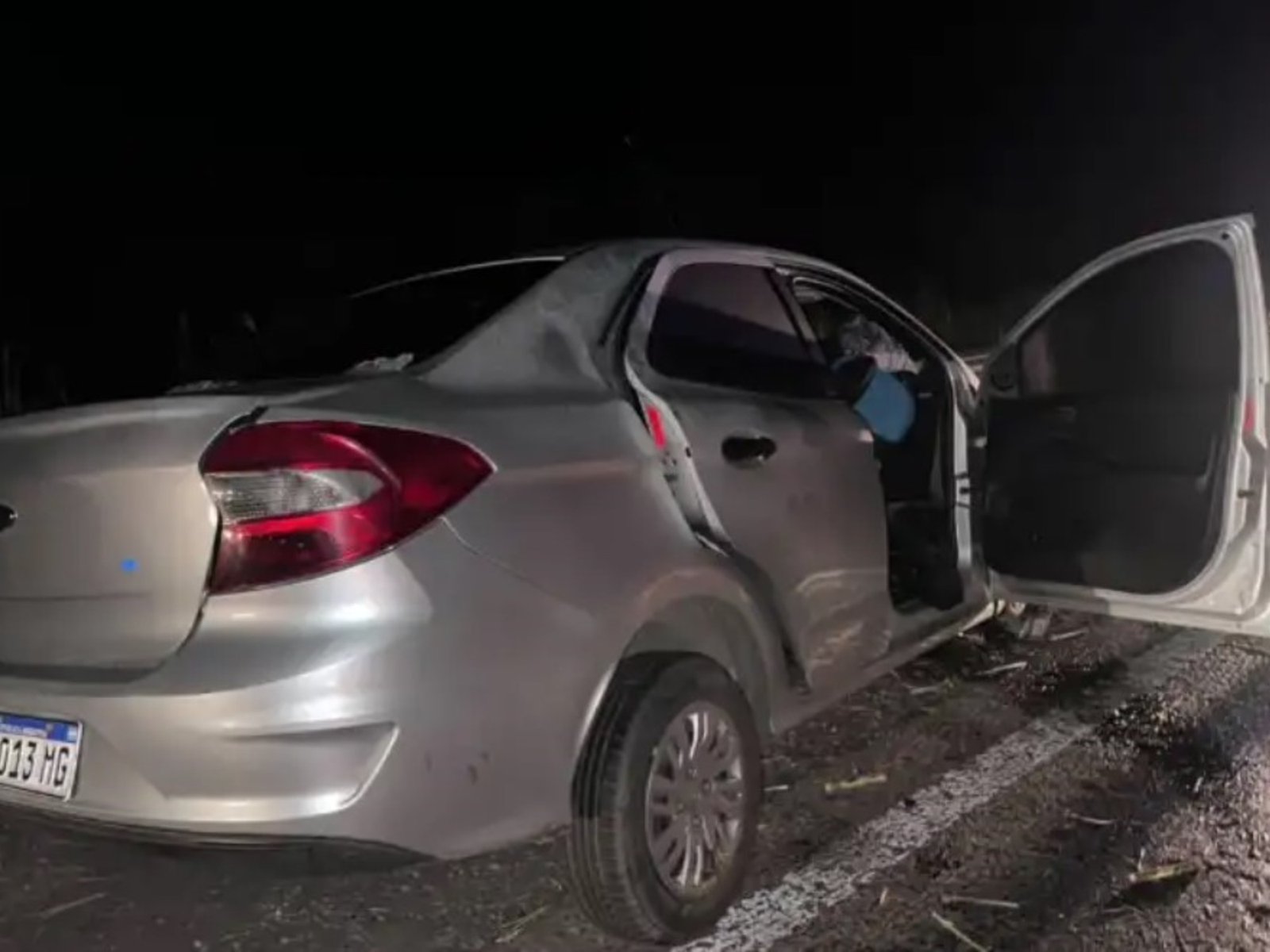 murió una familia por un choque entre un auto y un camión en plena ruta