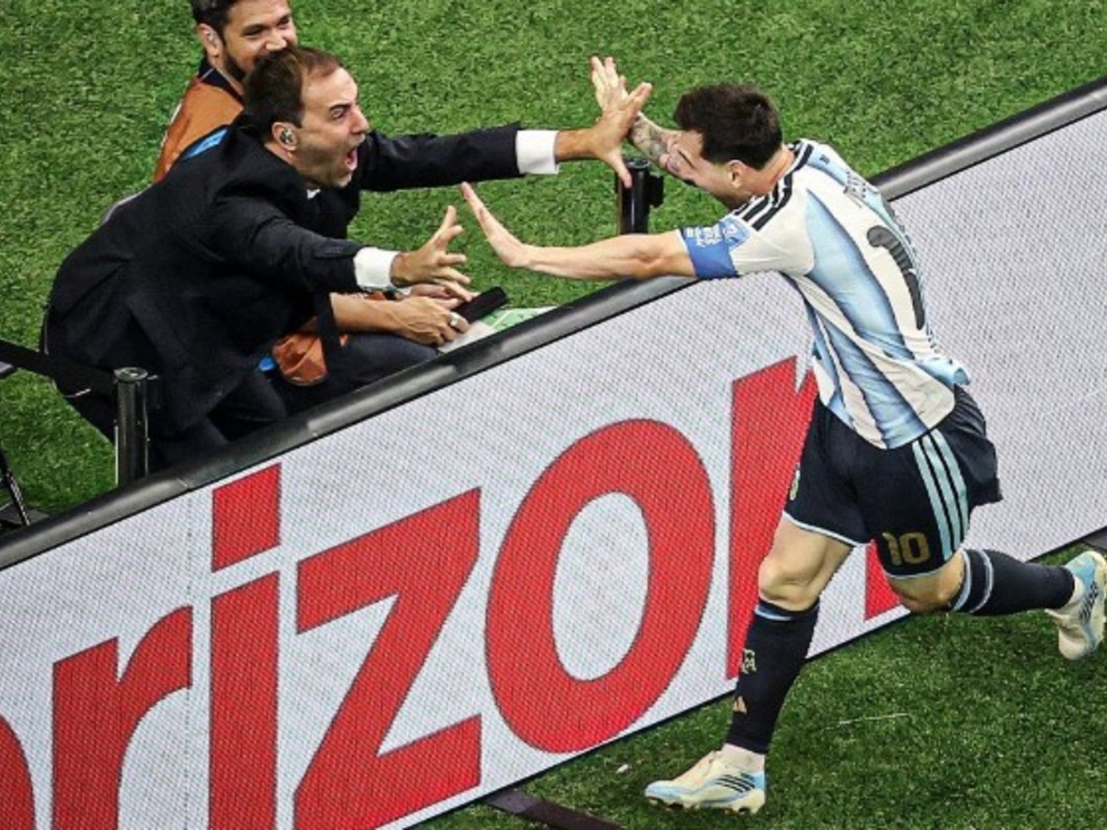 qué hará con la foto que dio la vuelta al mundo