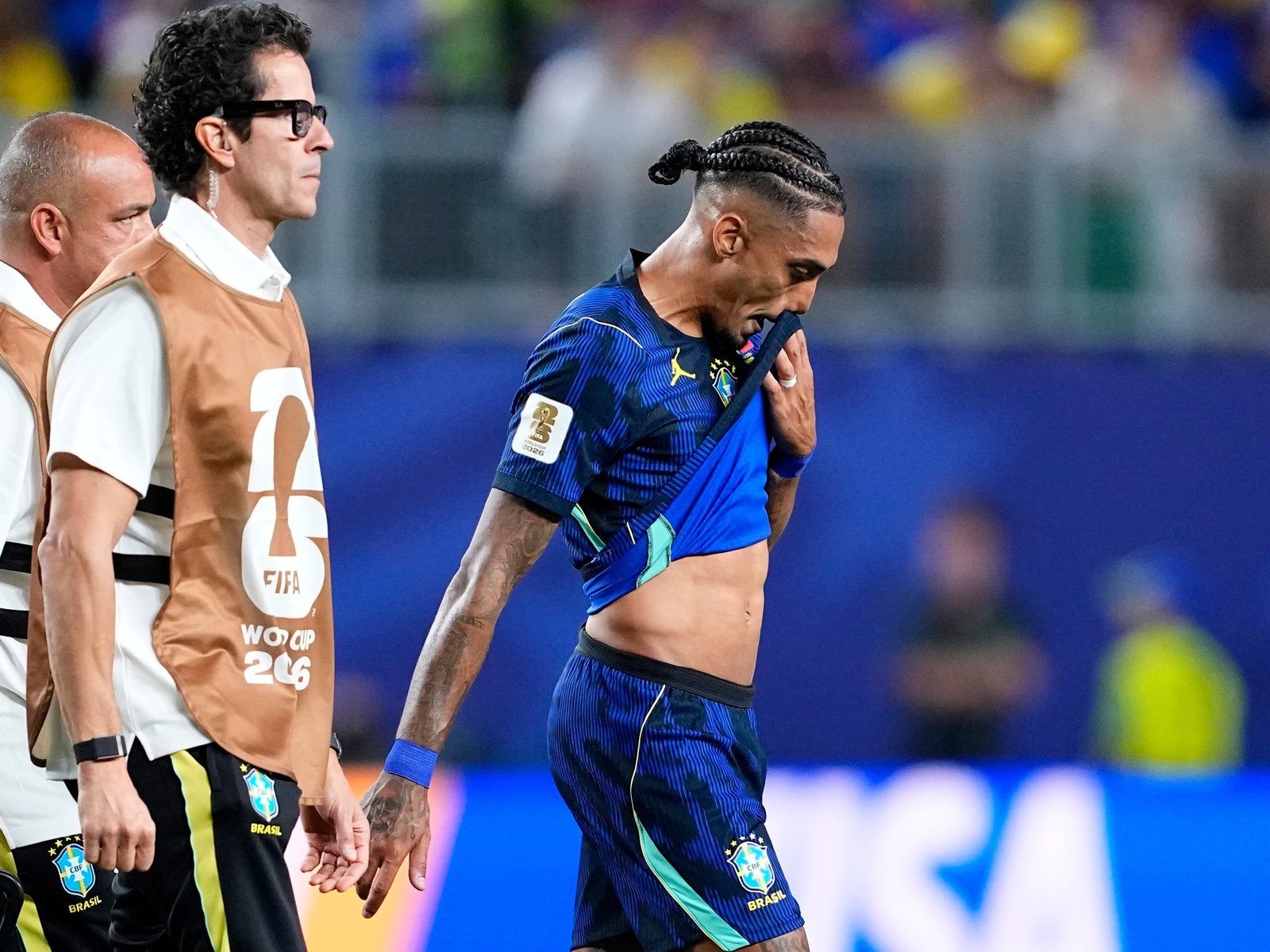 salió en el primer tiempo de la goleada ante Haití con una molestia muscular
