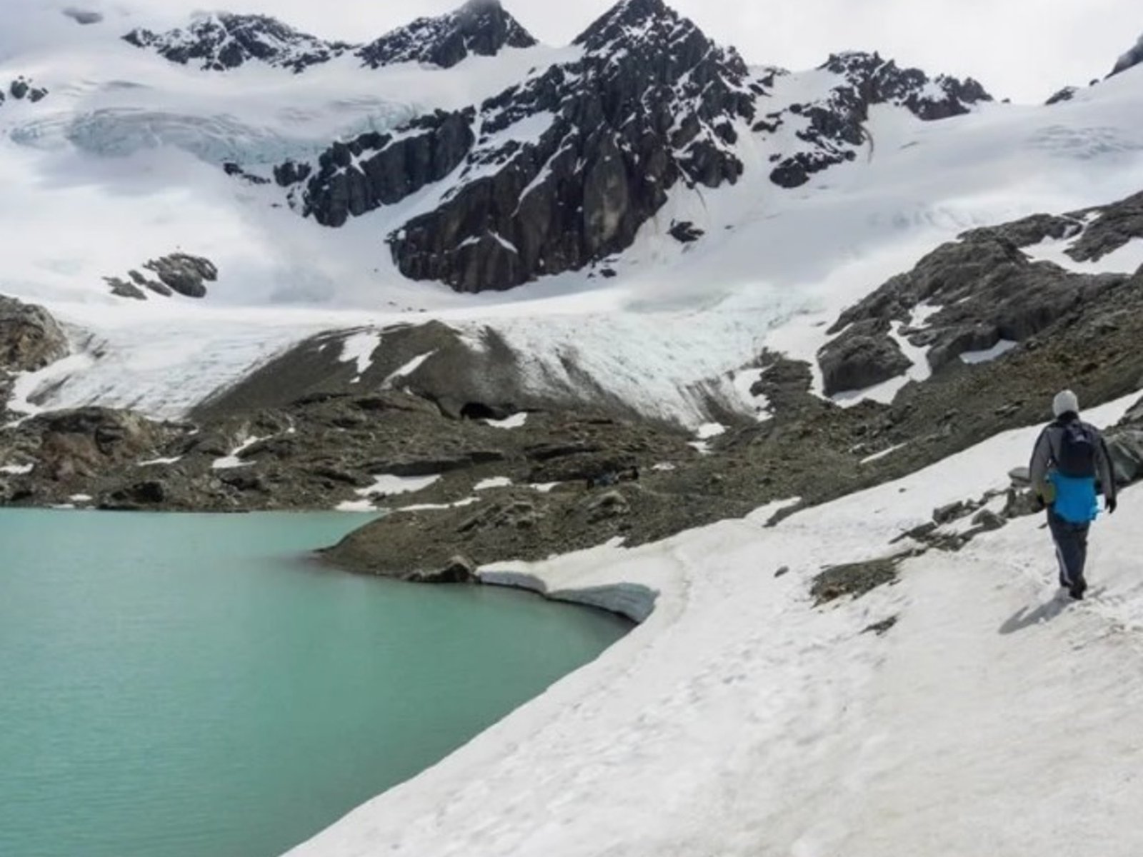 un guía local y una turista uruguaya murieron en el glaciar Vinciguerra