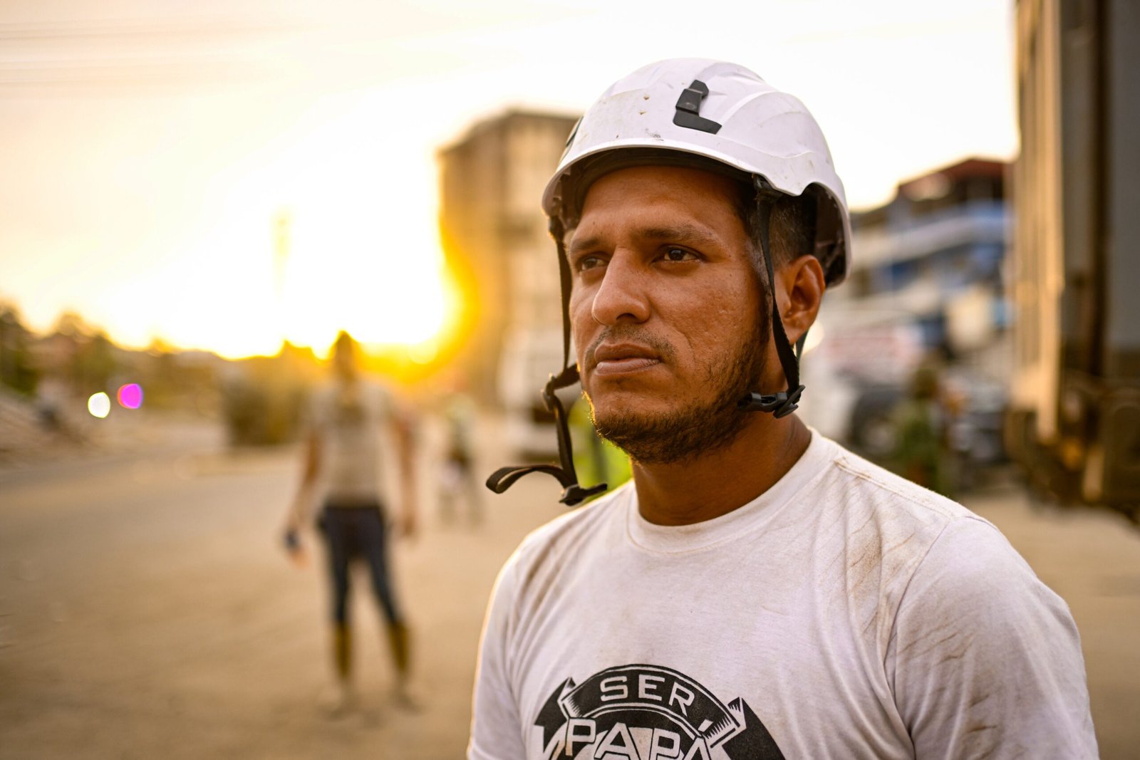 Javier Navarro antes de busqeuda y rescate en La Guaira el 22 de julio.