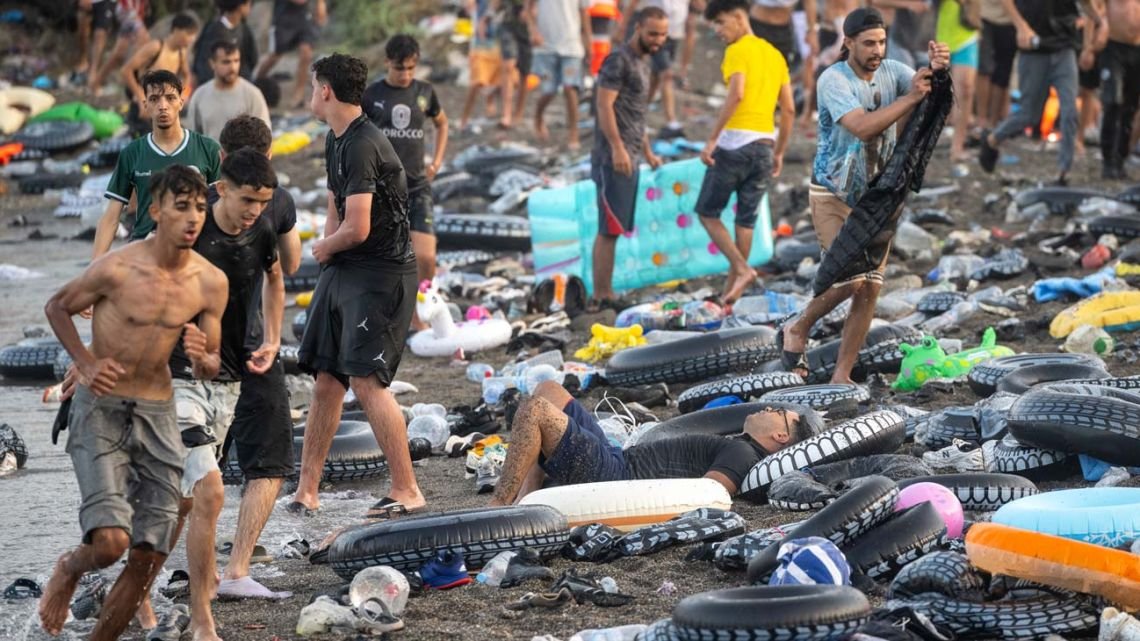 Al menos 19 muertos y desborde en Ceuta: entraron más de 40.000 migrantes