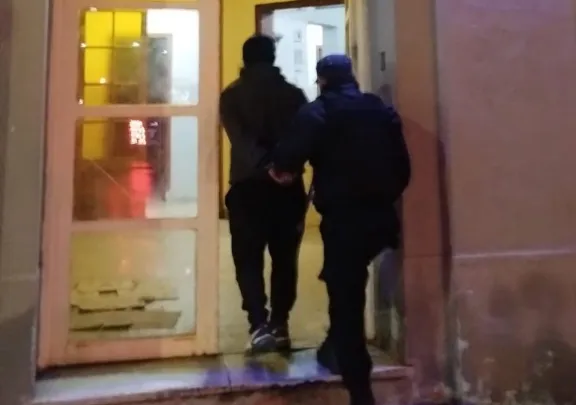 Arrestado por intentar hurtar chocolates en un supermercado de la zona céntrica