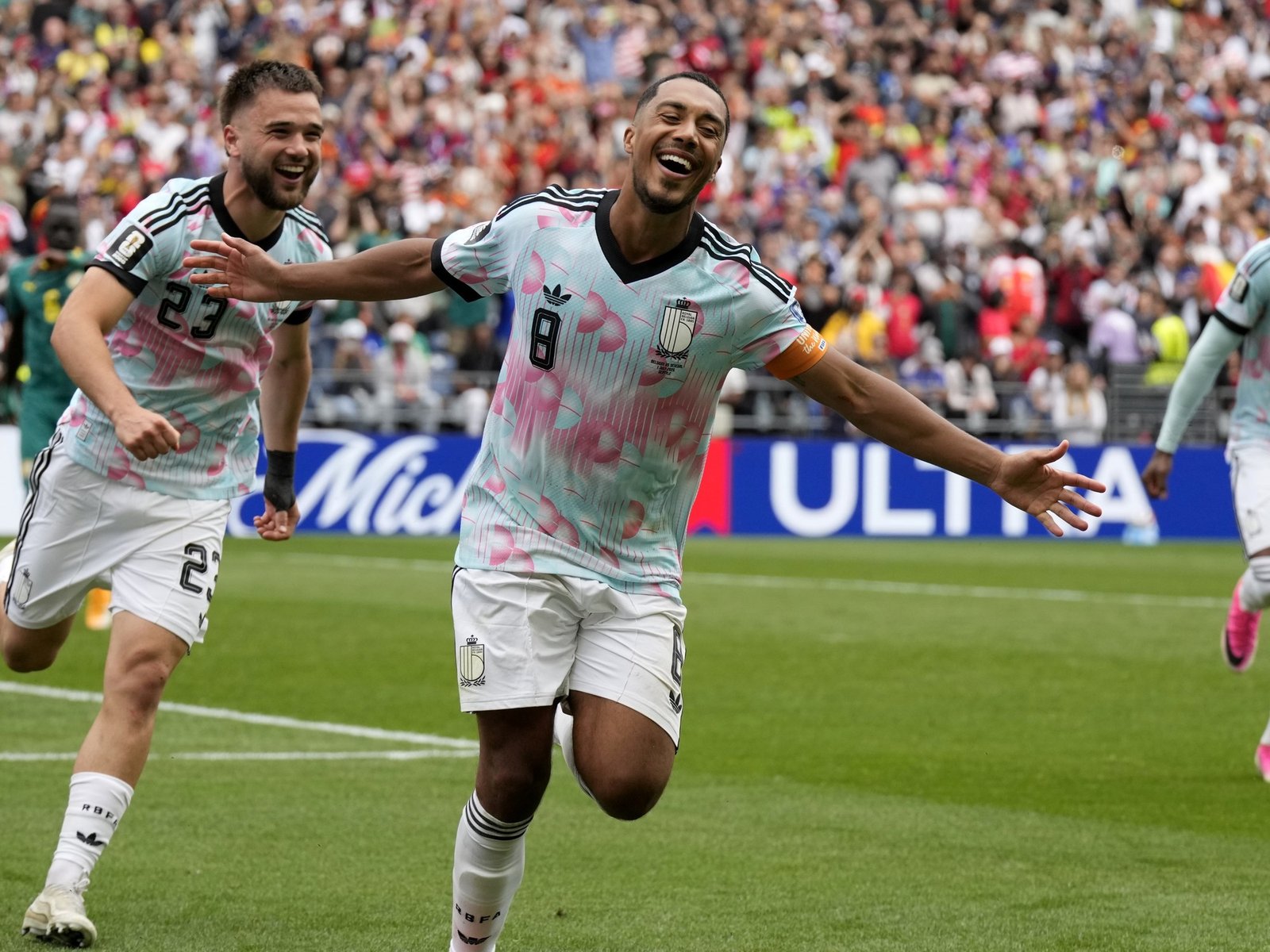Bélgica se despedía del Mundial, pero dio vuelta un partido inolvidable ante Senegal y se metió en octavos de final