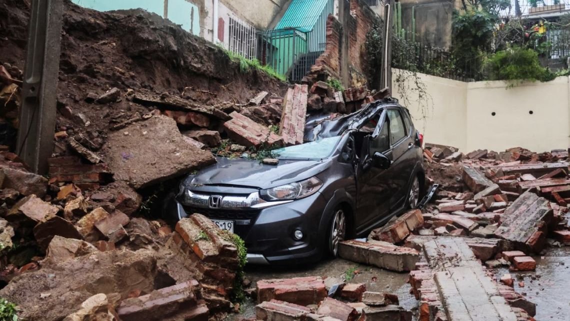 Chile soporta el peor temporal en 30 años: cuatro muertos, miles de evacuados y alerta roja por aluviones