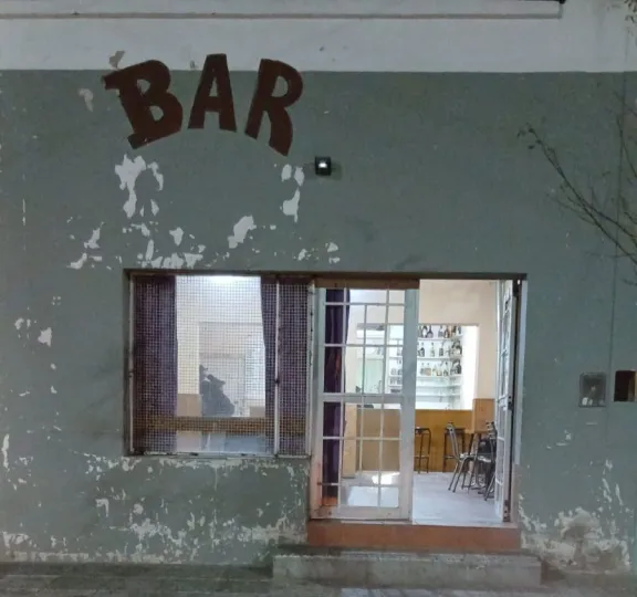 Cliente de bar detenido por andar armado con una "Tumbera"