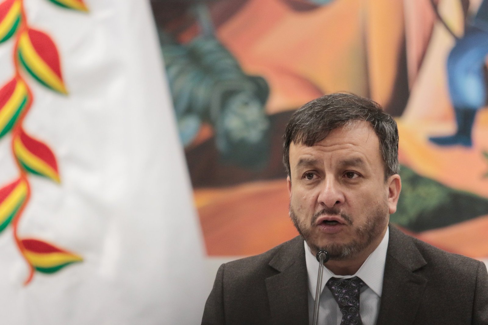 Detenido el exministro de Hidrocarburos de Bolivia por la distribución de gasolina adulterada