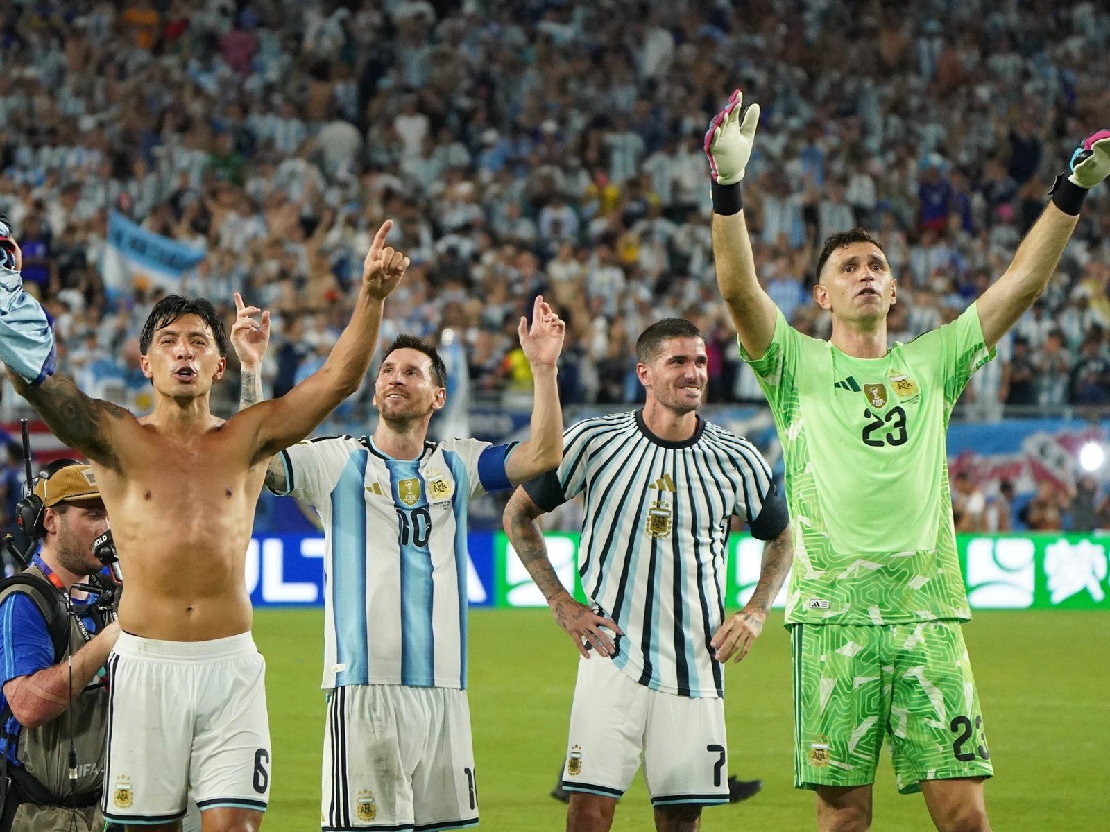Dibu Martínez y Rodrigo De Paul, dos indispensables que buscan su mejor versión en la Scaloneta contra Suiza en el Mundial 2026