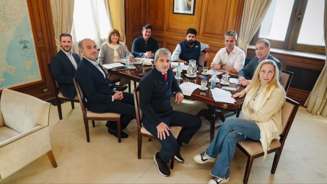 El futuro de las PASO recalienta la interna del peronismo y desata intrigas en la Casa Rosada