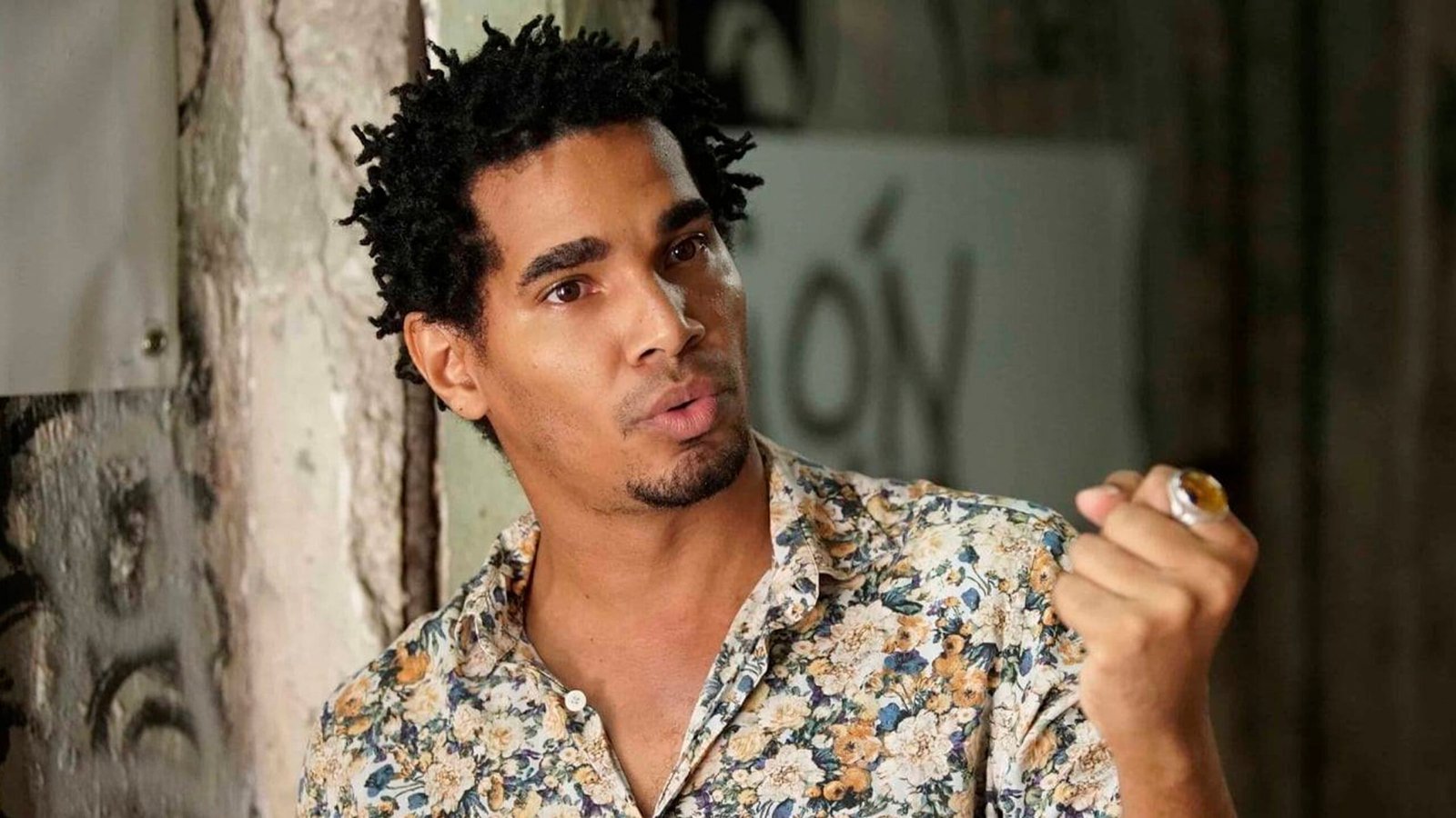El preso político cubano Luis Manuel Otero Alcántara sale de la cárcel