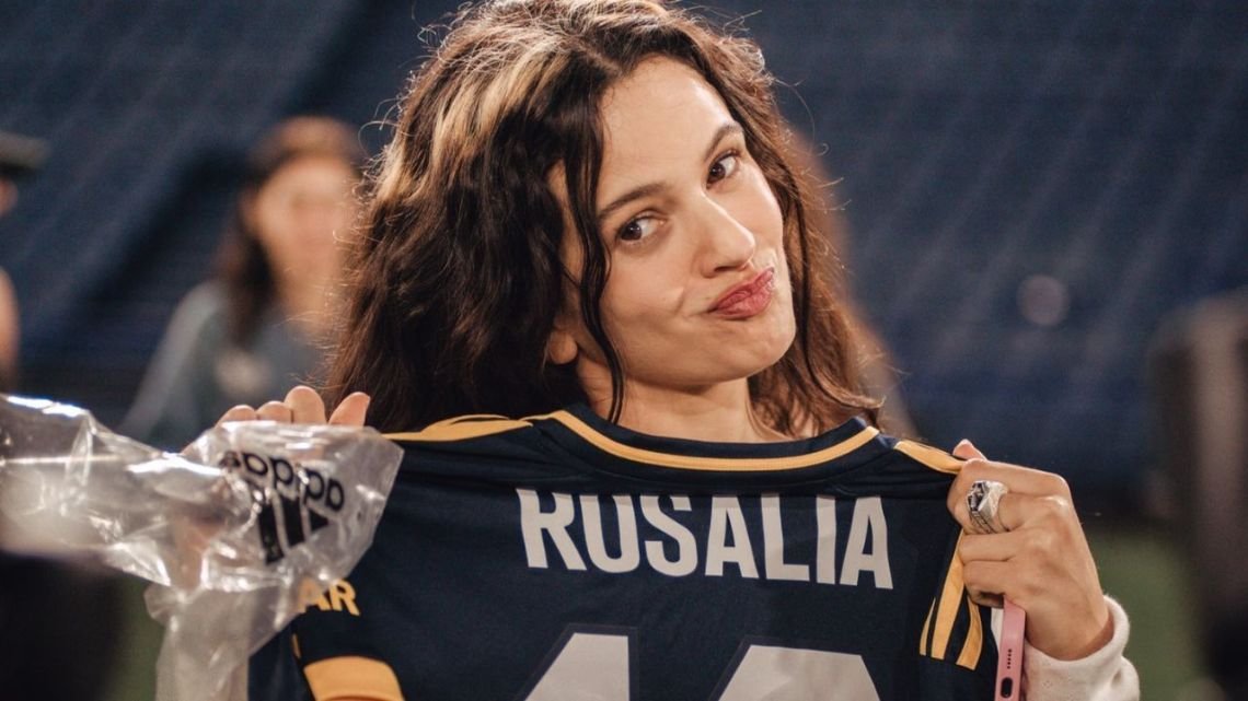 El reposteo de Rosalía que desató una ola de críticas antes de sus shows en Buenos Aires