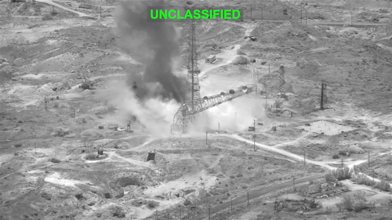 Estados Unidos bombardea el norte de Irán y estrecha el cerco sobre Ormuz