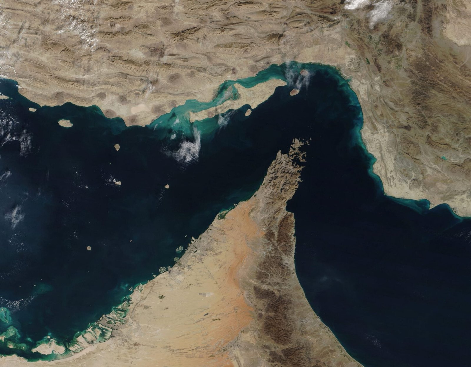 Estados Unidos e Irán se enzarzan en una nueva espiral de ataques